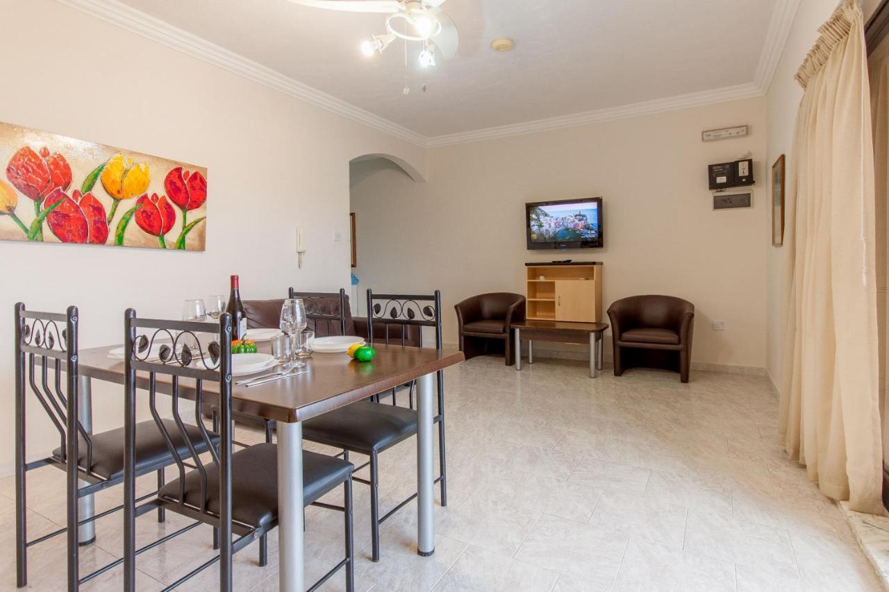 Pool And Sea Merill Apartments - Happy Rentals Mellieha Luaran gambar