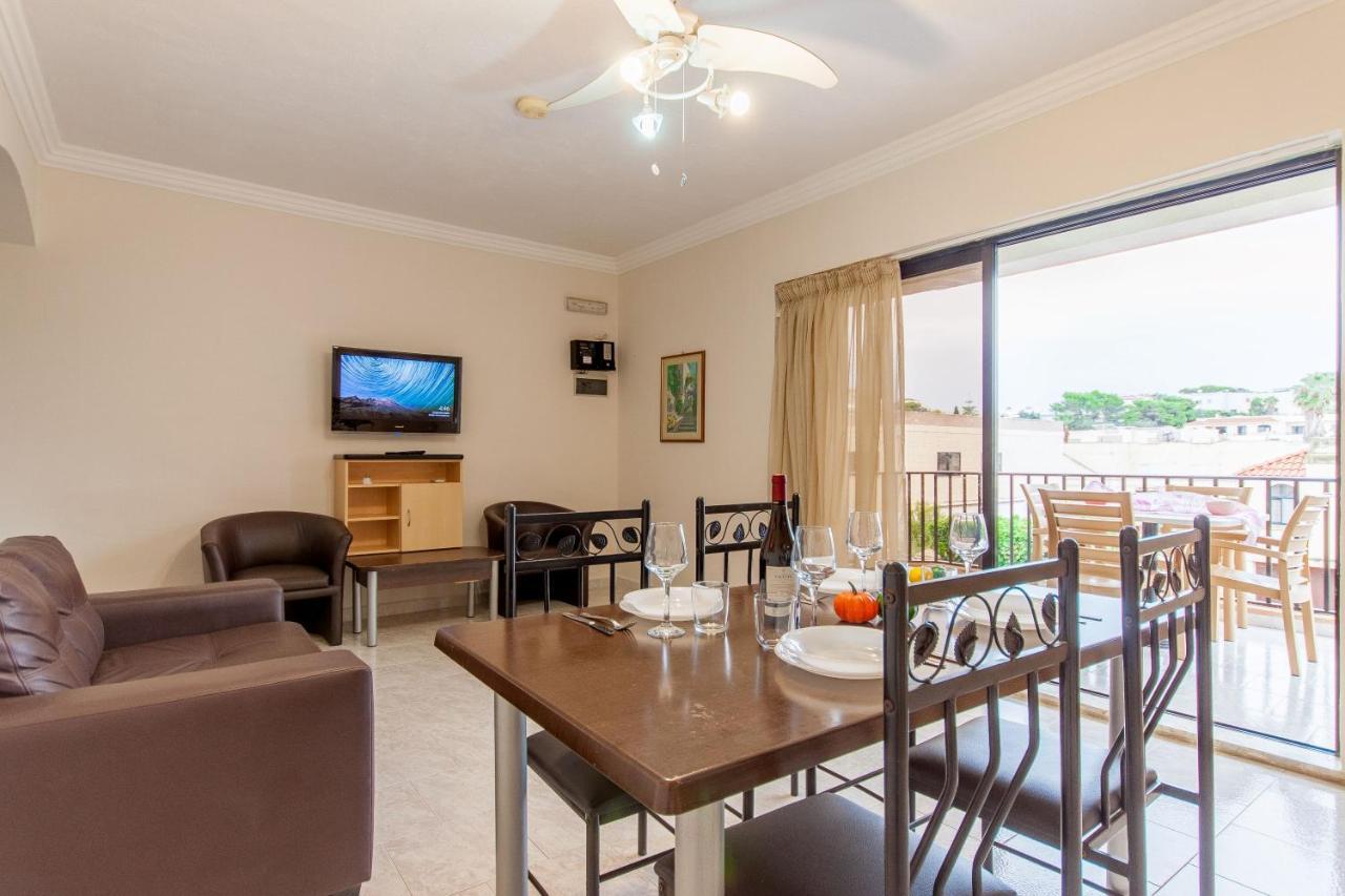 Pool And Sea Merill Apartments - Happy Rentals Mellieha Luaran gambar