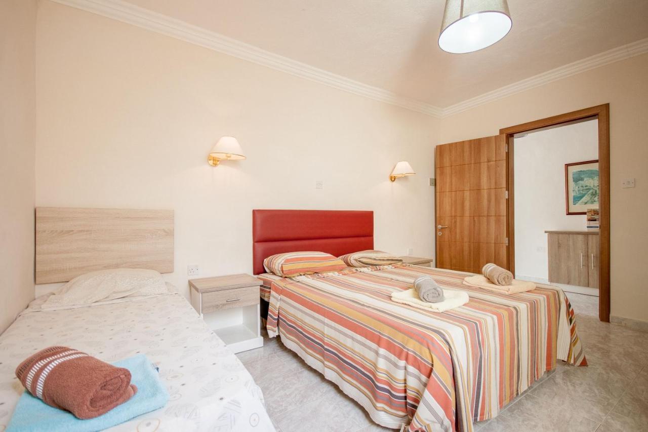 Pool And Sea Merill Apartments - Happy Rentals Mellieha Luaran gambar