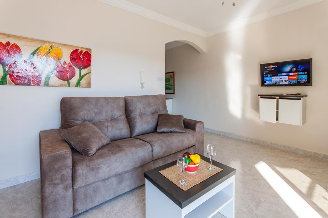 Pool And Sea Merill Apartments - Happy Rentals Mellieha Luaran gambar